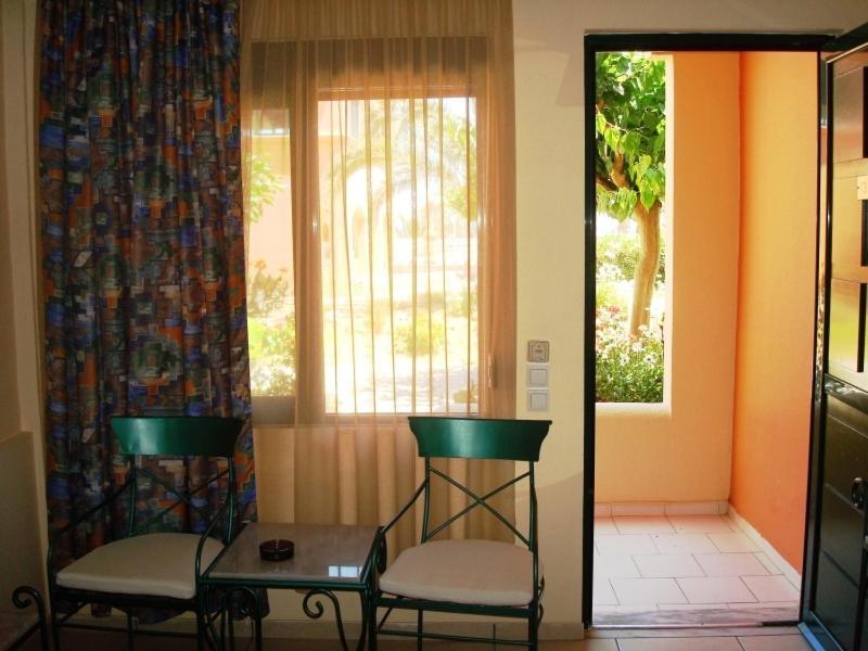 Mare Monte Beach Hotel Jeorjúpoli Szoba fotó